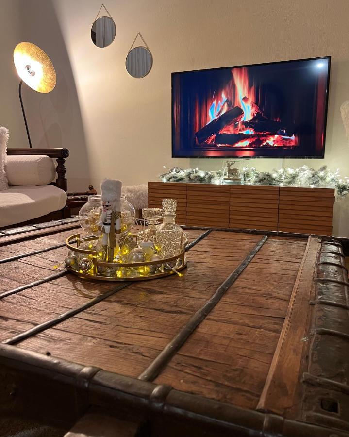 House In The Woods Apartment คาร์ดิทซา ภายนอก รูปภาพ